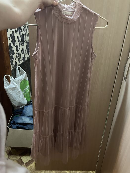 Сукня у чудовому стані