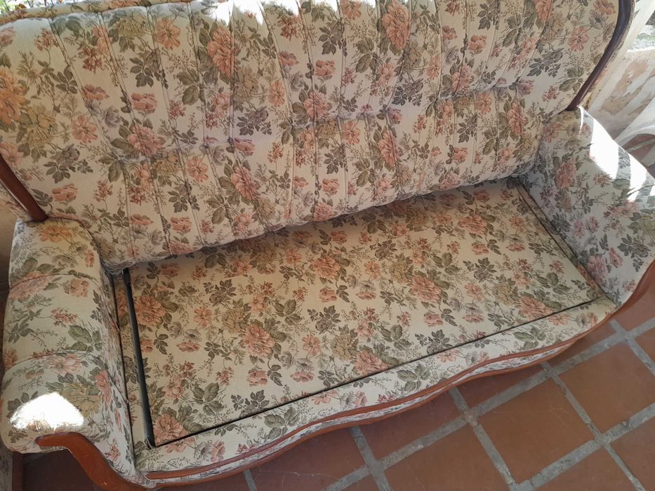Sofá Cama usado para despachar