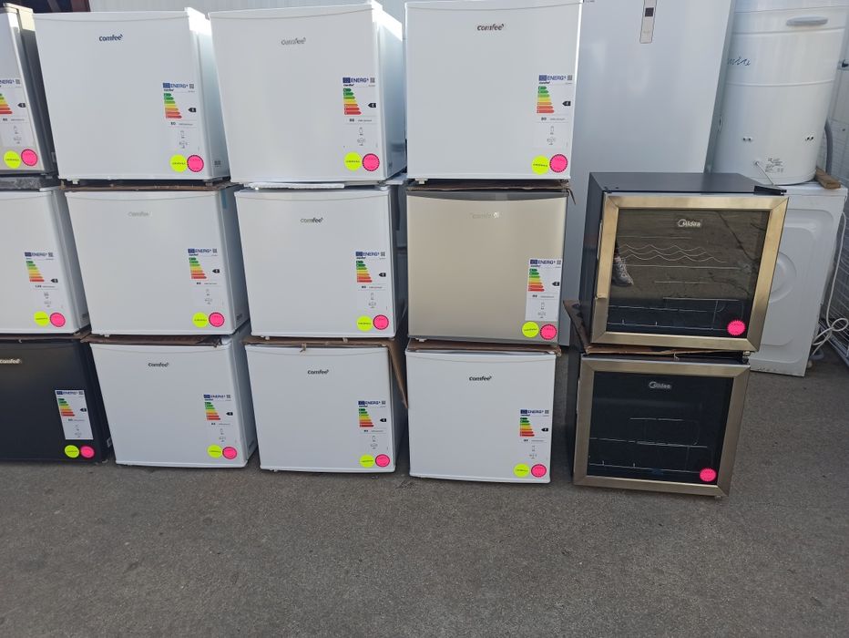 OUTLET Wspólna 6 Janki Lodówka na napoje 14 butelek