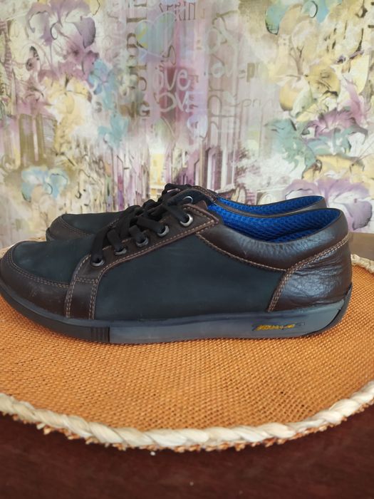 Туфли подростковие