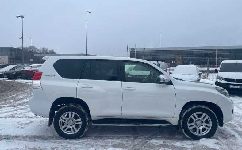 авто з ЄС Land Cruiser