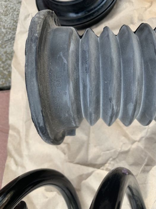 Пружина пильник підшипник nissan rogue t32