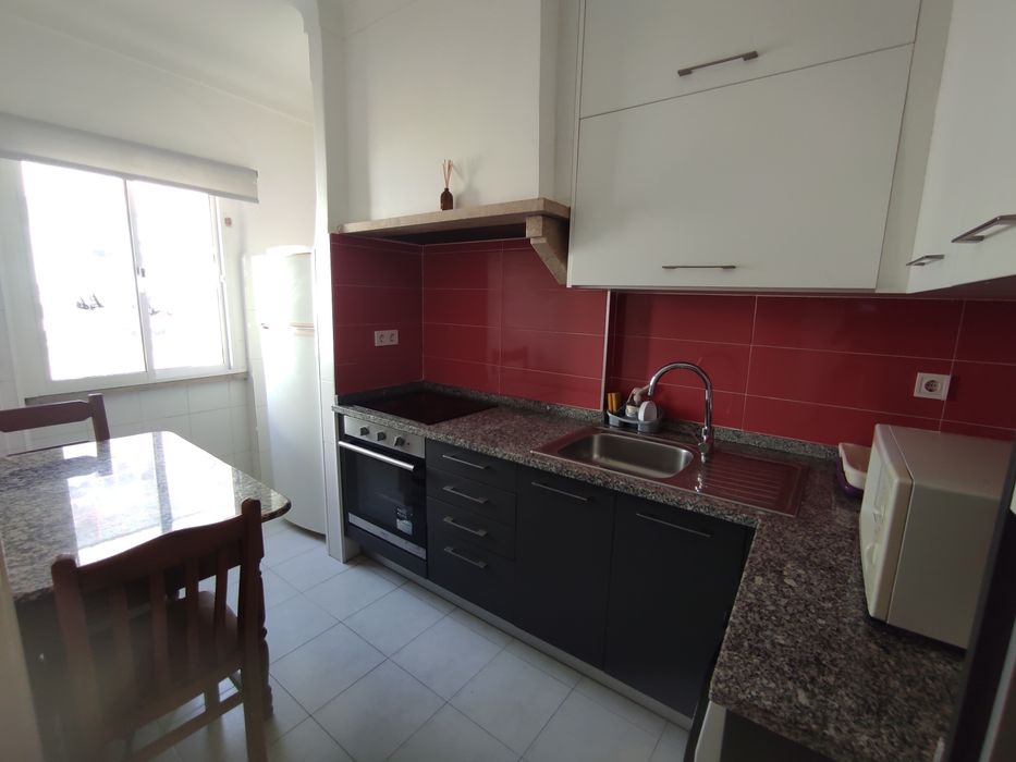 Alugo Quarto em Apartamento Partilhado