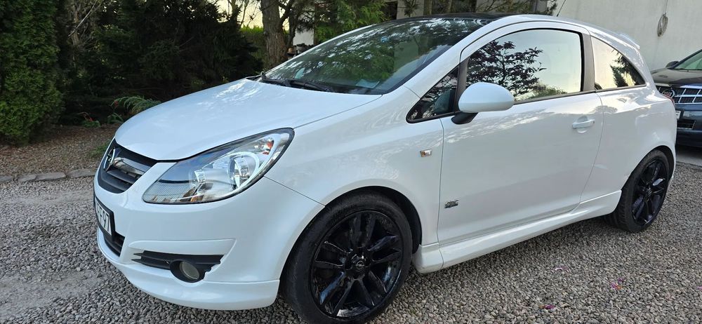 Opel Corsa Opel Corsa 1,4 16V OPC Line