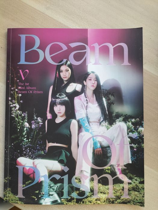 Album kpop viviz