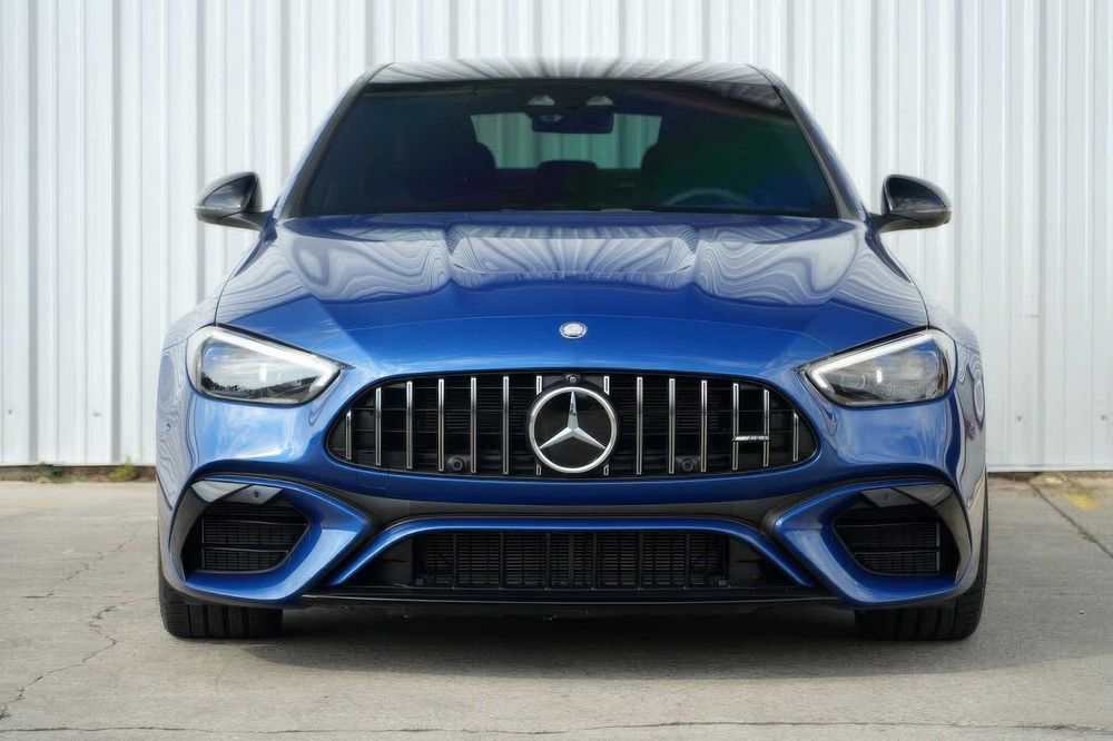 Mercedes-Benz C-Class AMG C 63 S E Performance      2024