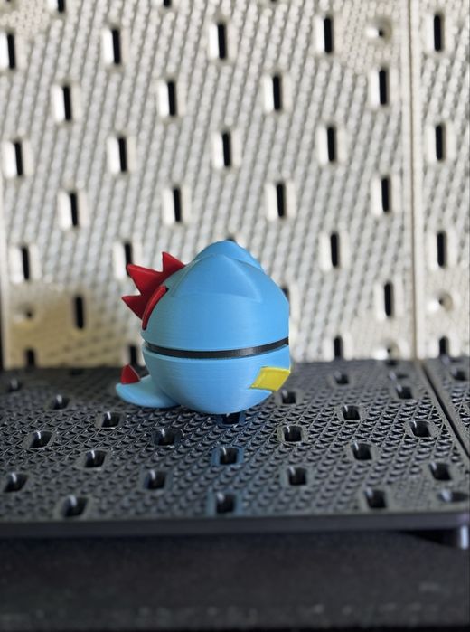 Pokebola Totodile