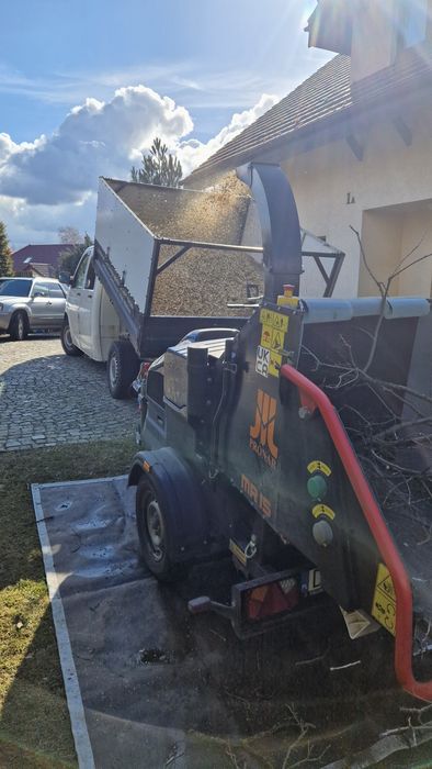 Wycinka Pielęgnacja drzew Arborystyka Zrębkowanie gałęzi. DN ARBO