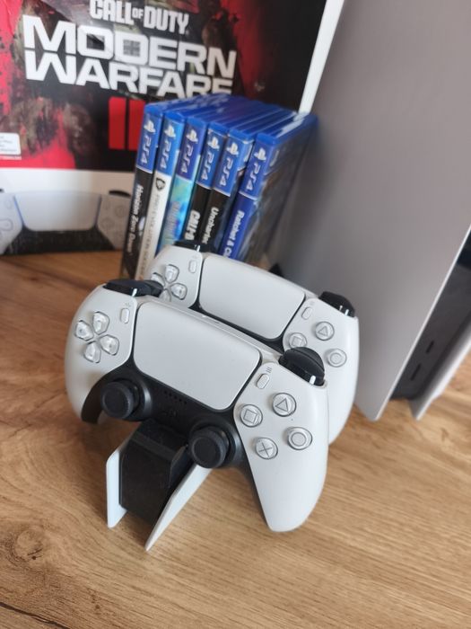 Ps5 FAT 825gb 2x pady słuchawki Sony 6 gier