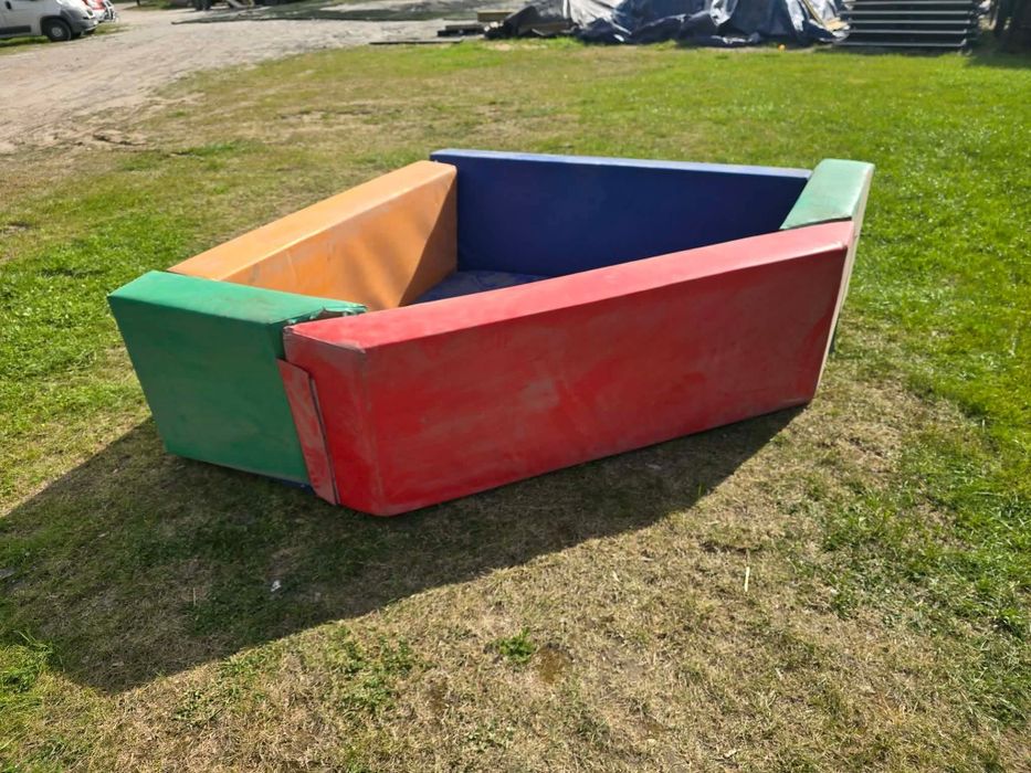 Suchy basen + pilki + klocki piankowe, terapeutyczne, rehabilitacyjne