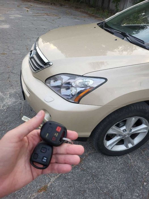 Автоключі.Виготовлення,Програмування/Аварійне відкриття/Ремонт замків