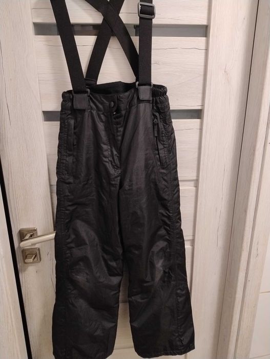 Spodnie na śnieg 134-140