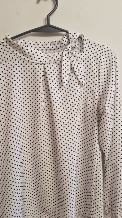 Koszula damska w kropki galowa biała elegancka