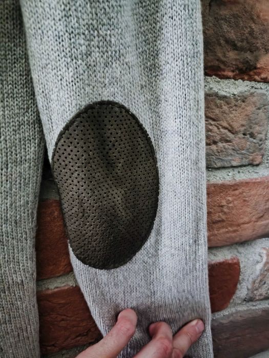 Ciepły wełniany sweter Zara beżowy męski Rozmiar M wełna 77%