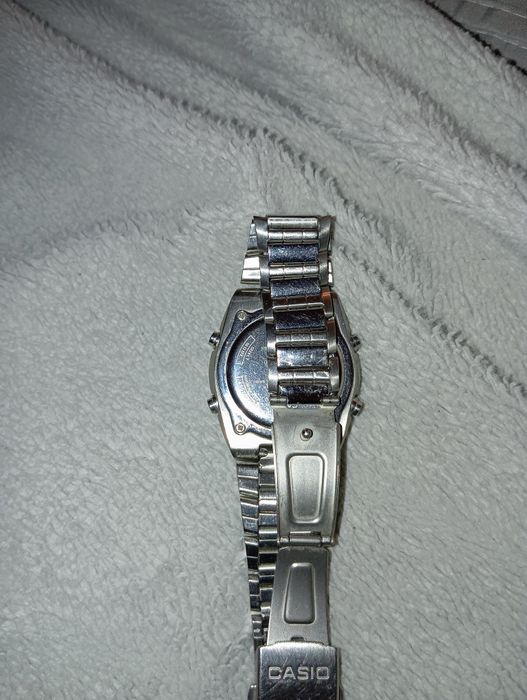 Casio,wymaga nowej baterii