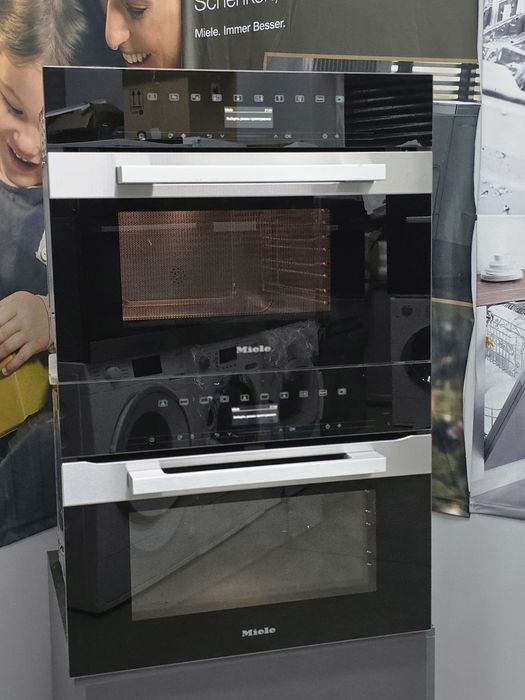 Комплект Miele Духова шафа 45 см висоти Miele мікрохвильова пароварка 45 см висоти