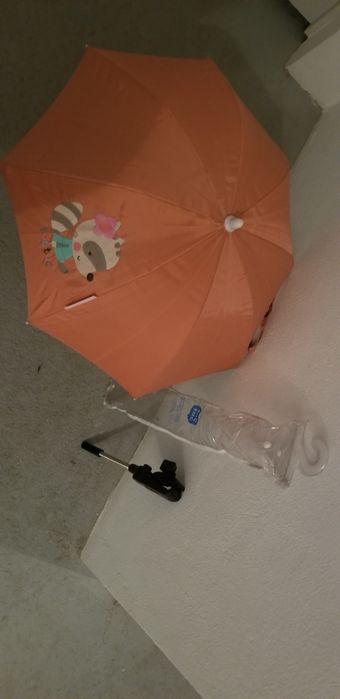 Sombrinha para carrinho Tuc Tuc (nova - nunca foi utilizada)