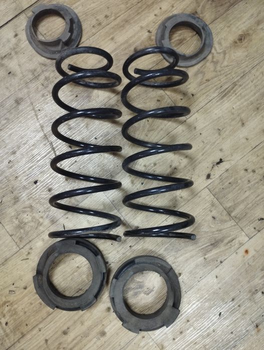 Пружини задні. Hyundai solaris