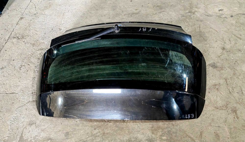 Tampa da mala BMW E81 serie 1