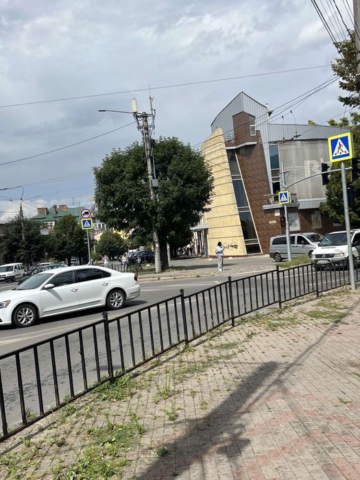 Здається Віп Приміщення в центрі Чернівців /Героів  Майдану-Садова