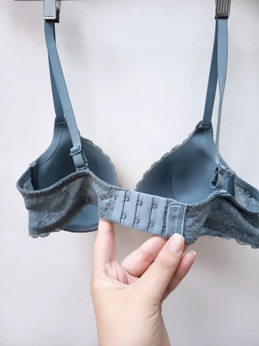 Sutiã Azul de Renda