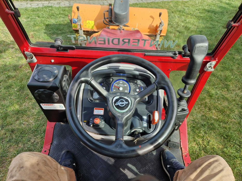 traktorek komunalny Shibaura SX26 rok 2015 kabina , 4x4
