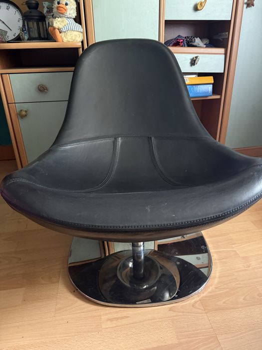 Skórzany fotel Ikea