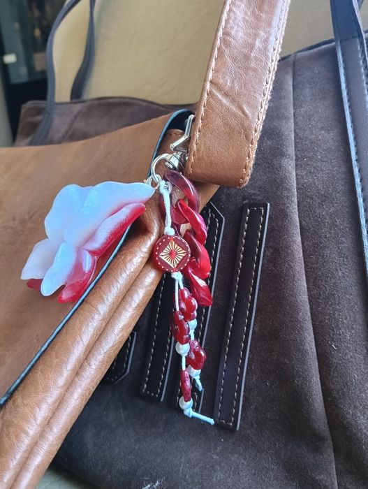 Bag charm artesanal borboleta
