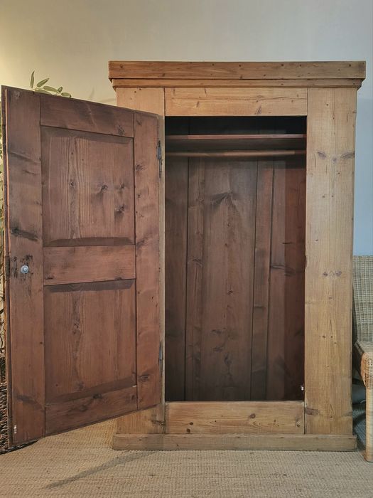 armario, roupeiro, antigo, enorme, casquinha, rustico