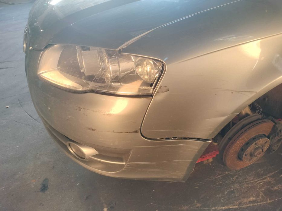 Frente Completa Audi A4 B7 2.0 TDi 2007 com alguns danos #E83