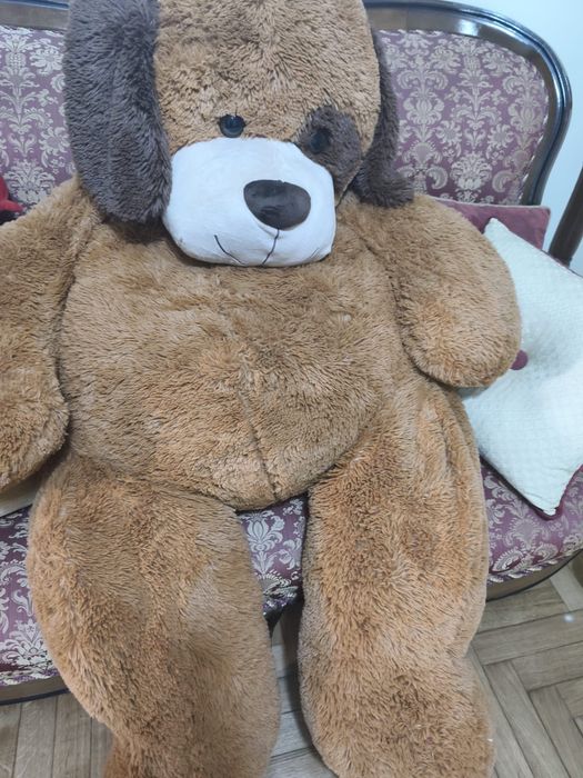 Urso gigante de peluche