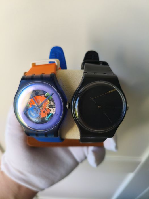 Dwa zegarki Swatch do naprawy