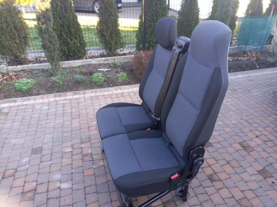 Kanapa podwójna do busa