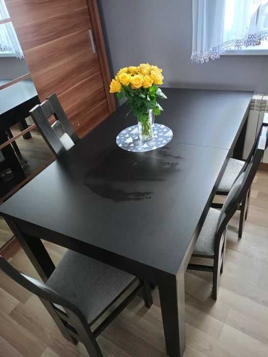 Duży stół rozkładany