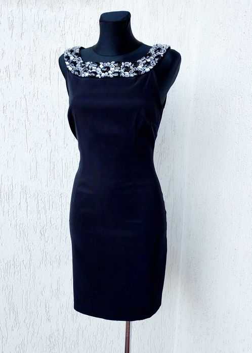 Sukienka z kryształkami w roz S/M.