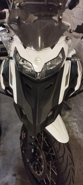 Benelli TRK 502X | 2022 | 24.700 km | Impecável