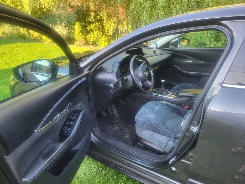 Samochód Mazda cx30 2023