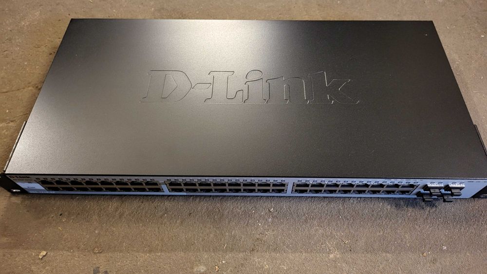 Web Smart Switch D-Link 52 porty DGS 1210*52* 10/100M 1000M