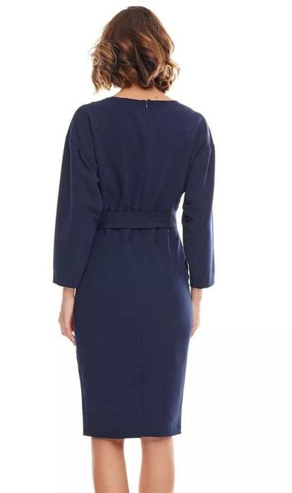 Продам платье-футляр