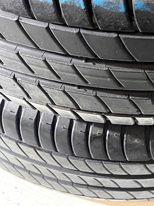 Pneus Michelin Primacy 3 - 215/50/18 - Como NOVOS