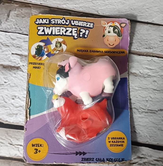 Zabawka sensoryczna z ubrankami krowa + kot