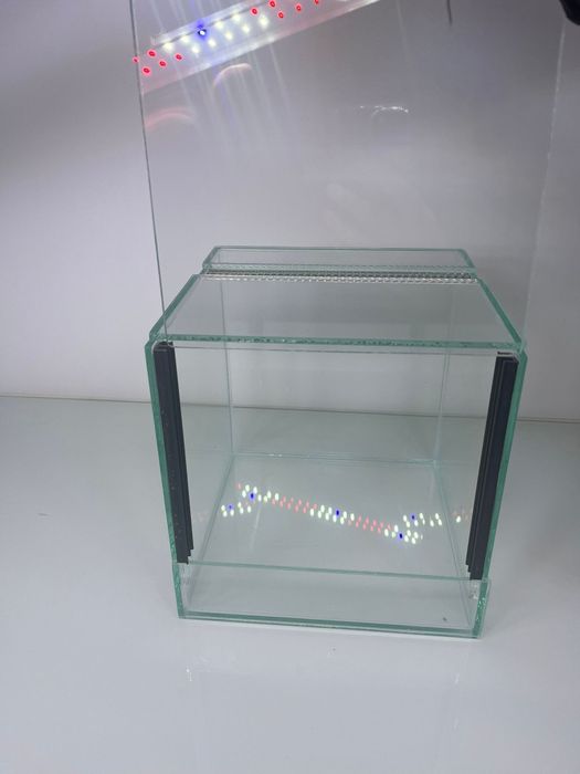 Terrarium gilotyna 20-20-20  szkło 4mm