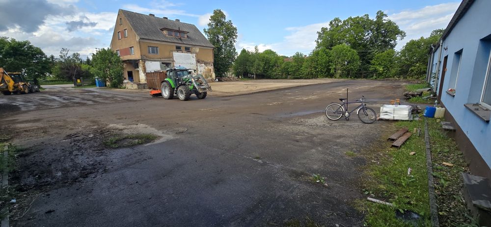 zamiatarka, hds transport palet urobku ,zamiatanie ulic, ciągnik z