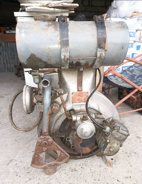 Двигатель бензиновий Д-300 СССР. Двигун бензиновий Д-300 СРСР.