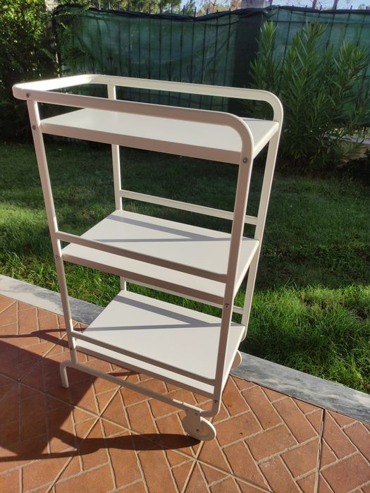 Carrinho de apoio IKEA