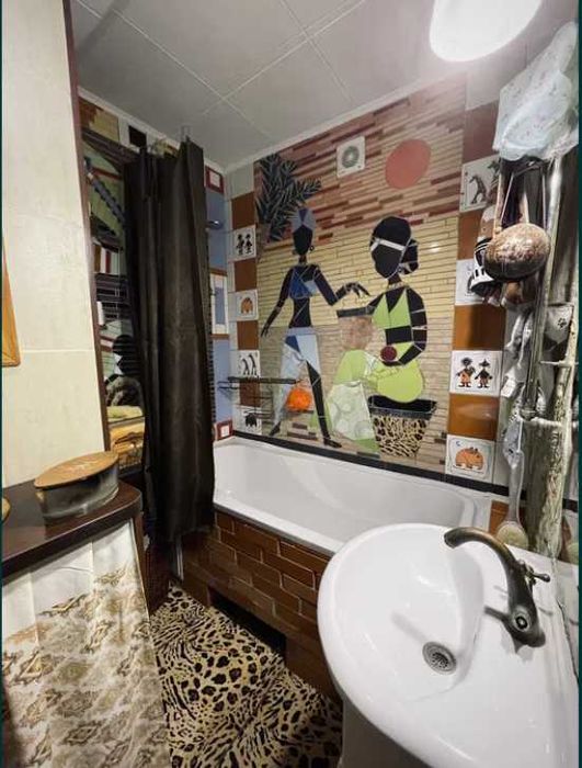 Пропоную до продажу 3  кімнатну квартиру.