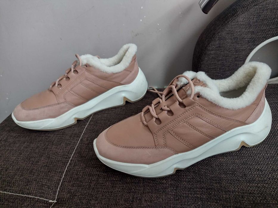 Buty ECCO CHUNKY SNEAKER rozm.40(26) jak nowe