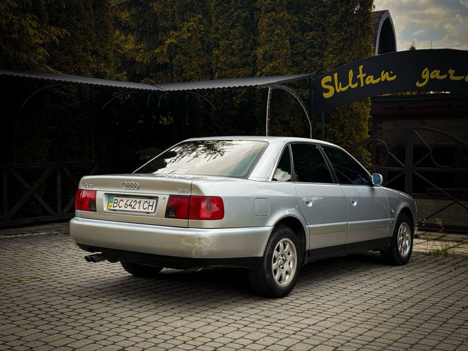 Audi A6C4 1997 рік