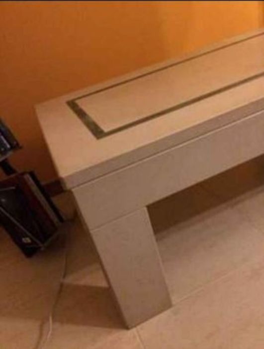 Mesa de centro em pedra