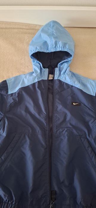 Куртка осіння на хлопчика Nike, на 9-10 років.